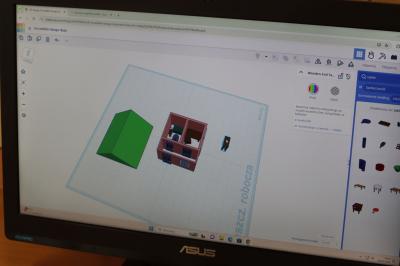Rzut na ekran monitora a na nim tinkercad